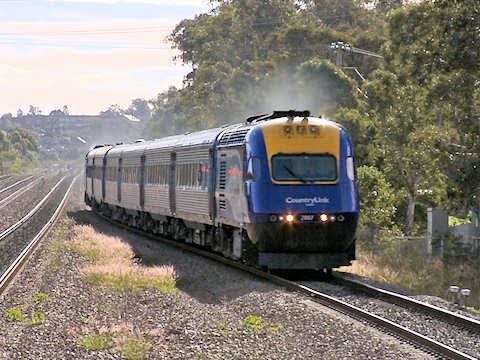 Countrylink XPT and Xplorer - NSW Countrylink Passenger Trains at Metford Station - PoathTV