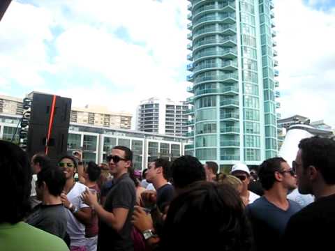 Nick Warren on the Sunset Yacht Party, Miami WMC 2009