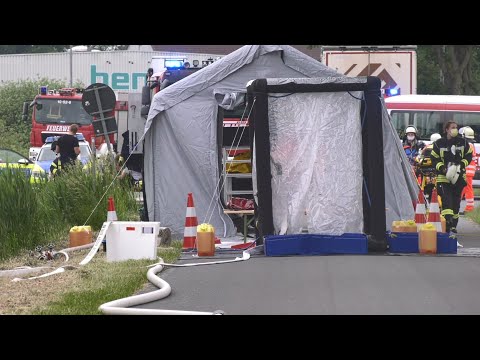 AMMONIAK TRITT AUS - 10 STUNDEN GEFAHRGUTEINSATZ IN RIEPE