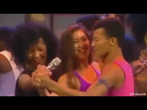 A Música da Cristal - kaoma - Chorando Se Foi - Rádio Cristal de Goiânia