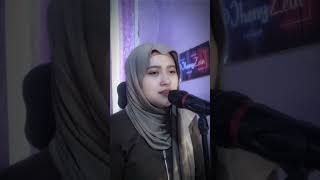 Download lagu Dua Pilhan Cover by Jhenyzein #jhenyzein #lagudendang #cover #lagudangdutlawasoriginal #coversong mp3