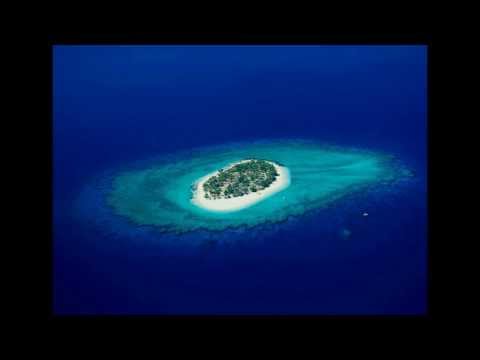 DJ PLAYAR vs Daniel Rae Costello - Dancing on the dancefloor