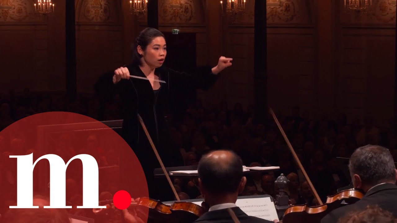 Elim Chan conducts Tchaikovsky's Swan Lake, Suite Op 20a