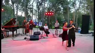 Laura Boucaya y Dario Da Silva con el Quinteto Respiró