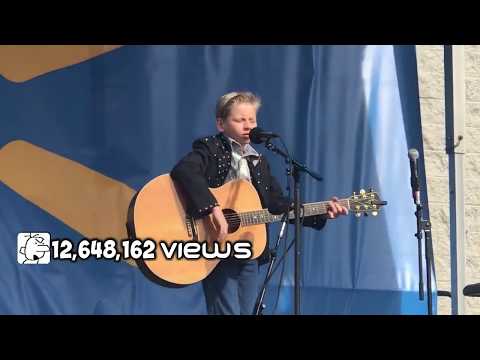 Yodeling Walmart Kid Live Concert! (Mason Ramsey) 2018