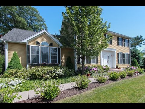 18 Parsons Hill Wenham, MA