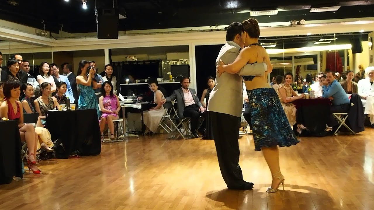 Jonatan Aguero y Vivian Yeh @ 2013 Hong Kong Xtreme Asian milonga , June 2013, 2/2