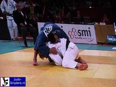 Judo 2009 Paris: Dafreville (FRA) - Pinske (GER) [-90kg].