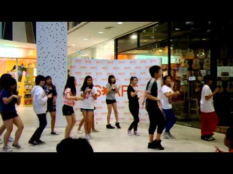 121012 KPOP Dance Off Vol 28: APink - Hush