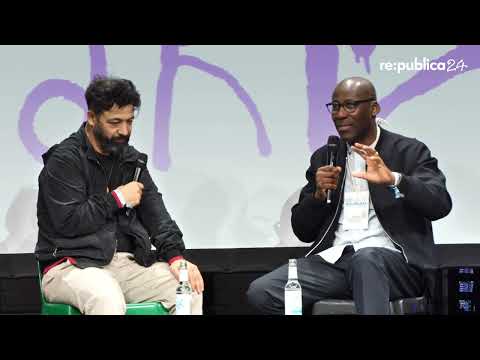 re:publica 2024: Joe Chialo im Gespräch mit Rooz