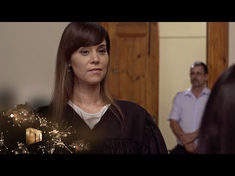 Sandra vs Vuyiswa – The Queen | Mzansi Magic