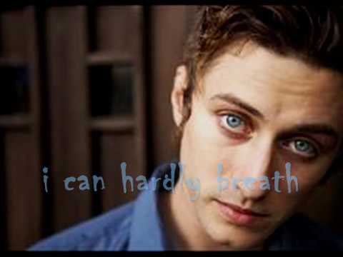 KERAM IS SO IRRESISTIBLE!