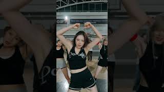 다이어트 필요없음 이거 한번 추면 됨 #meovv