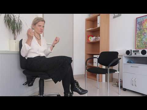 Trigger | Therapeutin Reagiert auf SVV Einer Klientin | Warum Selbstverletzung? Dr. Monika Wogrolly