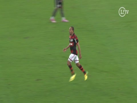 Relembre os gols mais importantes de Alecsandro pelo Flamengo