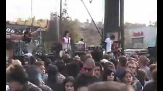 The Distillers - Love is paranoid live