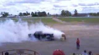 preview picture of video '2nd run at the burnout contest!!!'