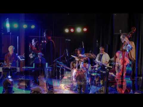 A Chair in the Sky - Joni Mitchell cover - Robin Adler & Mutts of the Planet