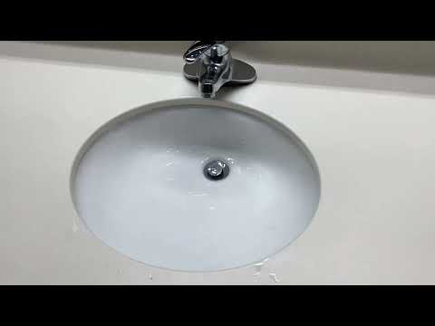 Hotel Room Review: American Inn & Suites - Dundee, MI