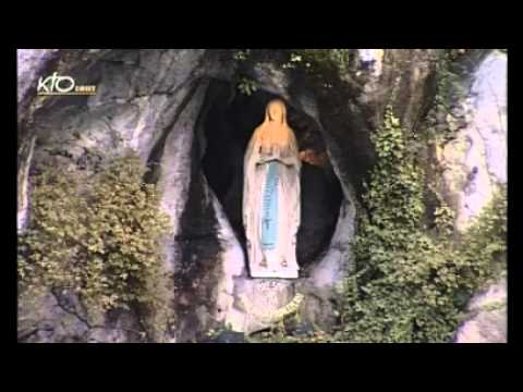 Chapelet à Lourdes