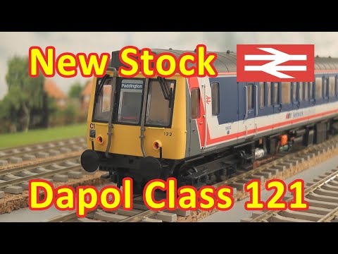 Unboxing & Running the Dapol Class 121