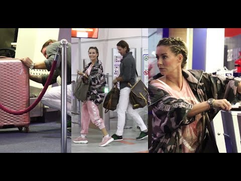 Majdan walczy z różowymi walizkami, a Gosia przeżuwa gumę między odprawami