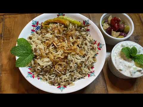 Mujjadara - a delicious lentil rice pilaf with caramelized onions