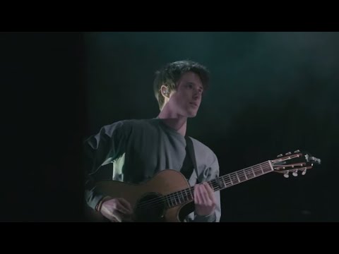 Alec Benjamin - Water Fountain (Live from Irving Plaza)