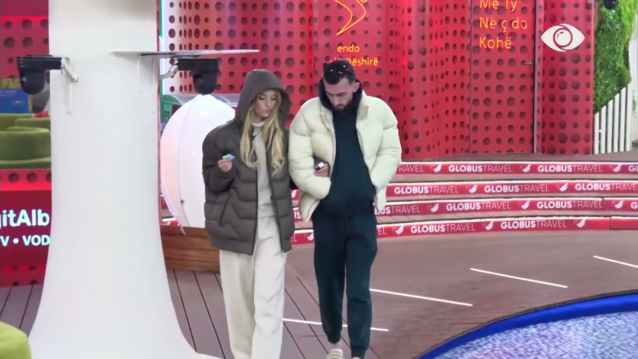 Unë të dua ty këtu/ Kristi-Selinit: Të kam të vetmen kaq afër