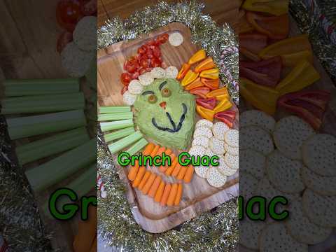 GRINCH GUAC 🥑🎄 This is a fun Christmas party food idea! #christmasfood #christmasideas