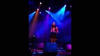 Aqualung &amp; Lucy Schwartz - Cold Live