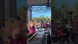 Ekonomi Lagi Sulit! Anggota DPRD Lampung Utara Asyik Sawer DJ Cantik, Videonya Ramai Dikritik
