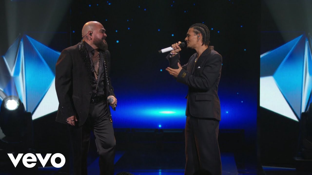 A Puro Dolor (Premios Billboard de la Musica Latina 2025)