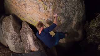 Video thumbnail de Glow Worm, V12. Black Mountain