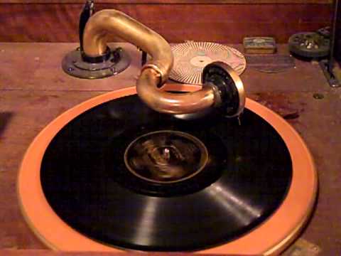 CASS HAGAN'S ORCH. FRANKLYN BAUR - HERE AM I BROKEN-HEARTED - ROARING 20'S VICTROLA