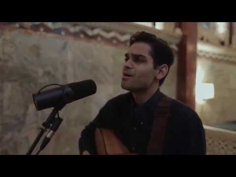 Allman Brown - Skinny Love (Bon Iver cover) live at Fitzrovia Chapel