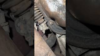 Download lagu You can't put a Chevrolet Cheyenne or Silverado in P #mechanics #cars #workshop mp3