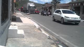 preview picture of video 'obras na br116 e na avenida santo antonio dificulta transito em milagres ba'