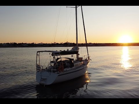 SV The Bottom Line: Single-Handed to Black Point (Oct 23)