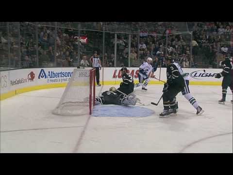 Canucks at Stars - Henrik Sedin 3-0 Goal - 12.31.10 - HD