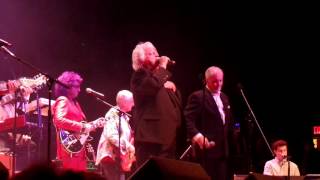 Cornerstones of Rock 2017 - Cryan Shames - Up On The Roof