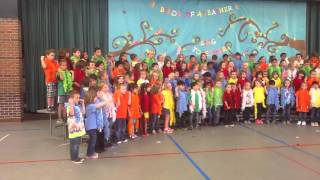 Kindergarten program: "Bluebird, Bluebird"