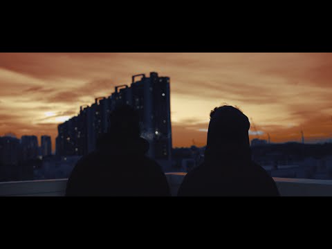 "MENTARI FREESTYLE" Jema & Mickeyleano