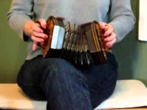 The Tailor's Twist (Irish hornpipe, on concertina)