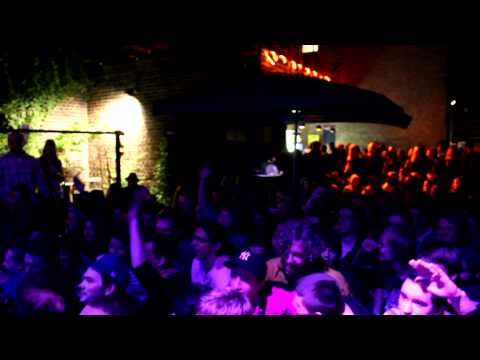 Mondo Mashup Soundsystem - Jaggahmeista live