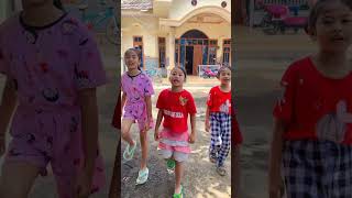 Download lagu Rich person asks for a child #shorts #shortsvideo mp3 Download lagu Rich person asks for a child #shorts #shortsvideo mp3
