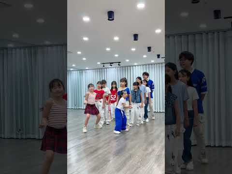 Team Red hay Team Blue thắng? ❤️ | Please Subscribe Thank You | Shake it To The Max Dance Trend