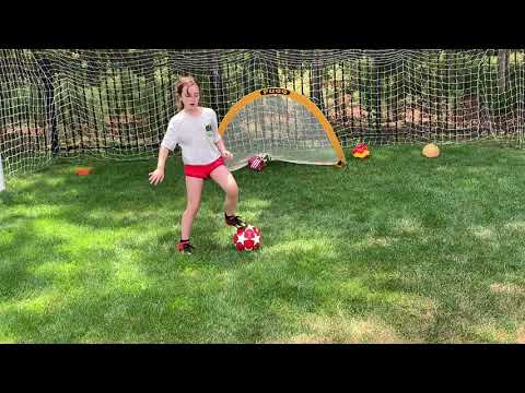14 Minute daily soccer touches, dribbling and cuts warm up video