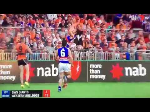 EASTON WOOD TAKES THE GREATEST MARK OF ALL TIME!! AFL Finals 2016