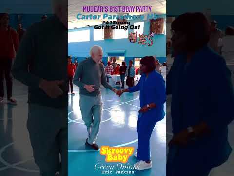 Mudear and PaPa chopping up that song GREEN ONIONS! 😂